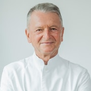 intervento di cataratta fra verità e falsi miti: intervista a Lucio Buratto